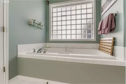 19874 Bennington Ct, West Linn, OR 97068 - Photo 19