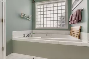 19874 Bennington Ct, West Linn, OR 97068 - Photo 19