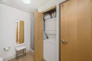 1221 SW 10th Ave, Portland, OR 97205 - Photo 25