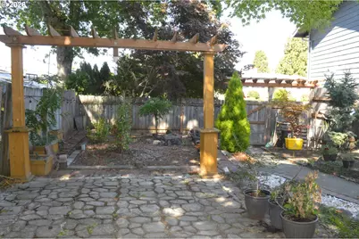 14448 NE Shaver St, Portland, OR 97230 - Photo 23