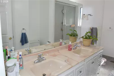 14448 NE Shaver St, Portland, OR 97230 - Photo 11
