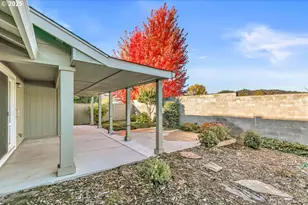 1243 Shafer Ln, Medford, OR 97501 - Photo 27