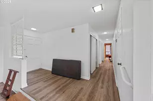 67118 W Westview Rd, North Bend, OR 97459 - Photo 17