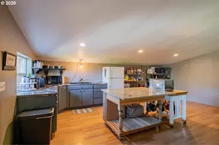 35897 Bryant Dr, Albany, OR 97321 - Photo 41