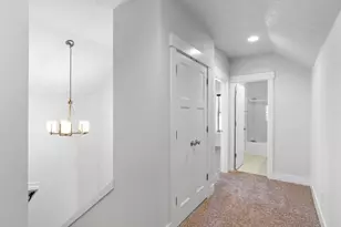 1018 SW Halsey St, Troutdale, OR 97060 - Photo 25