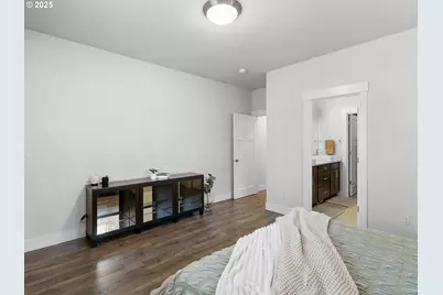 1018 SW Halsey St, Troutdale, OR 97060 - Photo 19