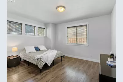 1018 SW Halsey St, Troutdale, OR 97060 - Photo 17