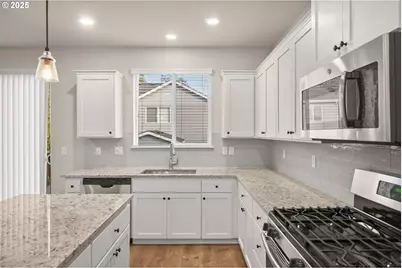 10410 NW 307th Ave, North Plains, OR 97133 - Photo 11