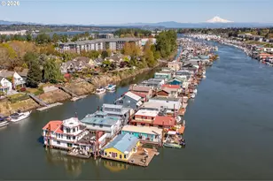 584 N Tomahawk Island Dr, Portland, OR 97217 - Photo 47