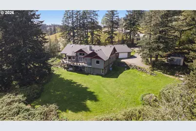 10534 SE Vradenburg Rd, Happy Valley, OR 97086 - Photo 1