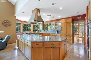 10534 SE Vradenburg Rd, Happy Valley, OR 97086 - Photo 17