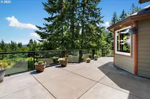 10534 SE Vradenburg Rd, Happy Valley, OR 97086 - Photo 27
