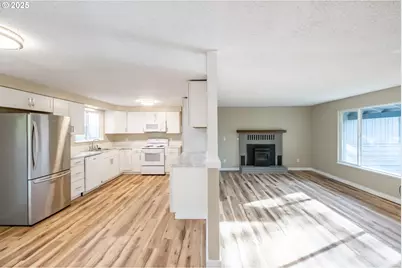 23900 SW Loganberry Ln, Sheridan, OR 97378 - Photo 11