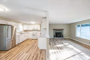 23900 SW Loganberry Ln, Sheridan, OR 97378 - Photo 11