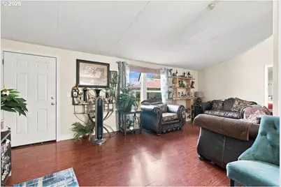 823 SW Williamsburg Way, Beaverton, OR 97006 - Photo 11