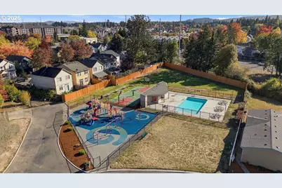 823 SW Williamsburg Way, Beaverton, OR 97006 - Photo 9