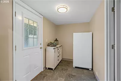 10618 SE Linwood Ave, Milwaukie, OR 97222 - Photo 15