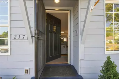 217 NW 44th St, Vancouver, WA 98660 - Photo 3