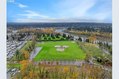 19643 SE Jay St, Milwaukie, OR 97267 - Photo 47