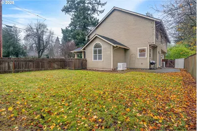 19643 SE Jay St, Milwaukie, OR 97267 - Photo 39