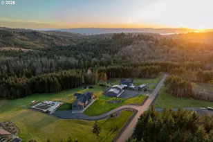 300 Cross Creek Rd, Kelso, WA 98626 - Photo 35