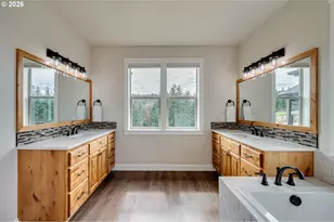 300 Cross Creek Rd, Kelso, WA 98626 - Photo 13