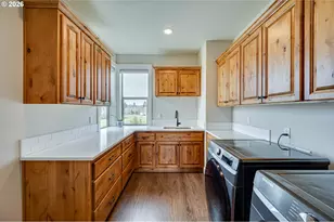 300 Cross Creek Rd, Kelso, WA 98626 - Photo 15