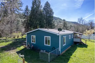 238 Ball Ln, Riddle, OR 97469 - Photo 21