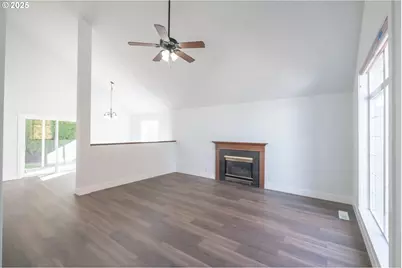 4860 Happy Dr NE, Salem, OR 97305 - Photo 7