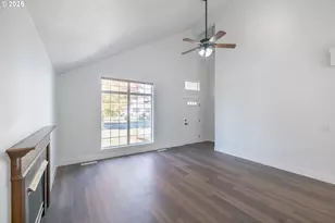 4860 Happy Dr NE, Salem, OR 97305 - Photo 9