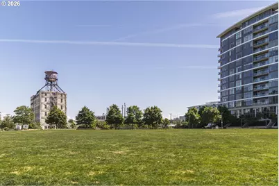 1075 NW Northrup St #2414, Portland, OR 97209 - Photo 41