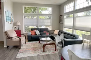 2904 Wolf Meadows Ln, Eugene, OR 97408 - Photo 3
