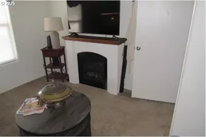 225 Nestucca Ln, Roseburg, OR 97471 - Photo 13