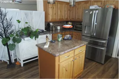 225 Nestucca Ln, Roseburg, OR 97471 - Photo 3