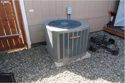 225 Nestucca Ln, Roseburg, OR 97471 - Photo 17