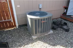 225 Nestucca Ln, Roseburg, OR 97471 - Photo 17