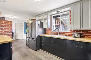 6415 NW Firwood Dr, Vancouver, WA 98665 - Photo 17