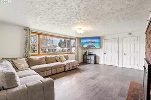 6415 NW Firwood Dr, Vancouver, WA 98665 - Photo 5