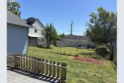 2207 8th St, Tillamook, OR 97141 - Photo 23