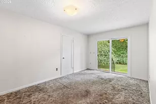 6126 NE 36th Ave, Portland, OR 97211 - Photo 13