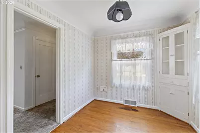 6126 NE 36th Ave, Portland, OR 97211 - Photo 7