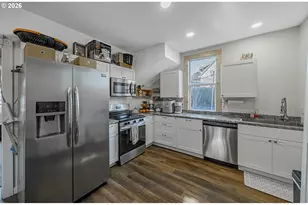 1541 Union Ave, North Bend, OR 97459 - Photo 5