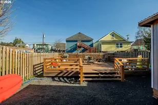 1541 Union Ave, North Bend, OR 97459 - Photo 29