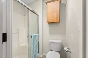 5120 NW Broad St, Roseburg, OR 97471 - Photo 21