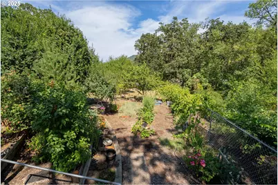 5120 NW Broad St, Roseburg, OR 97471 - Photo 37