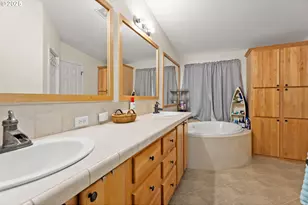 5120 NW Broad St, Roseburg, OR 97471 - Photo 19