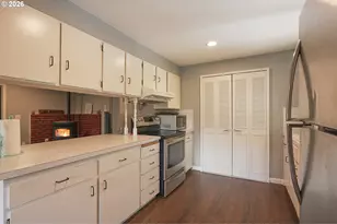 63513 Shore Edge Dr, Charleston, OR 97420 - Photo 9