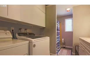 63513 Shore Edge Dr, Charleston, OR 97420 - Photo 13