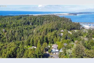 63513 Shore Edge Dr, Charleston, OR 97420 - Photo 23