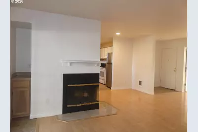 8405 SW Curry Dr #D, Wilsonville, OR 97070 - Photo 5